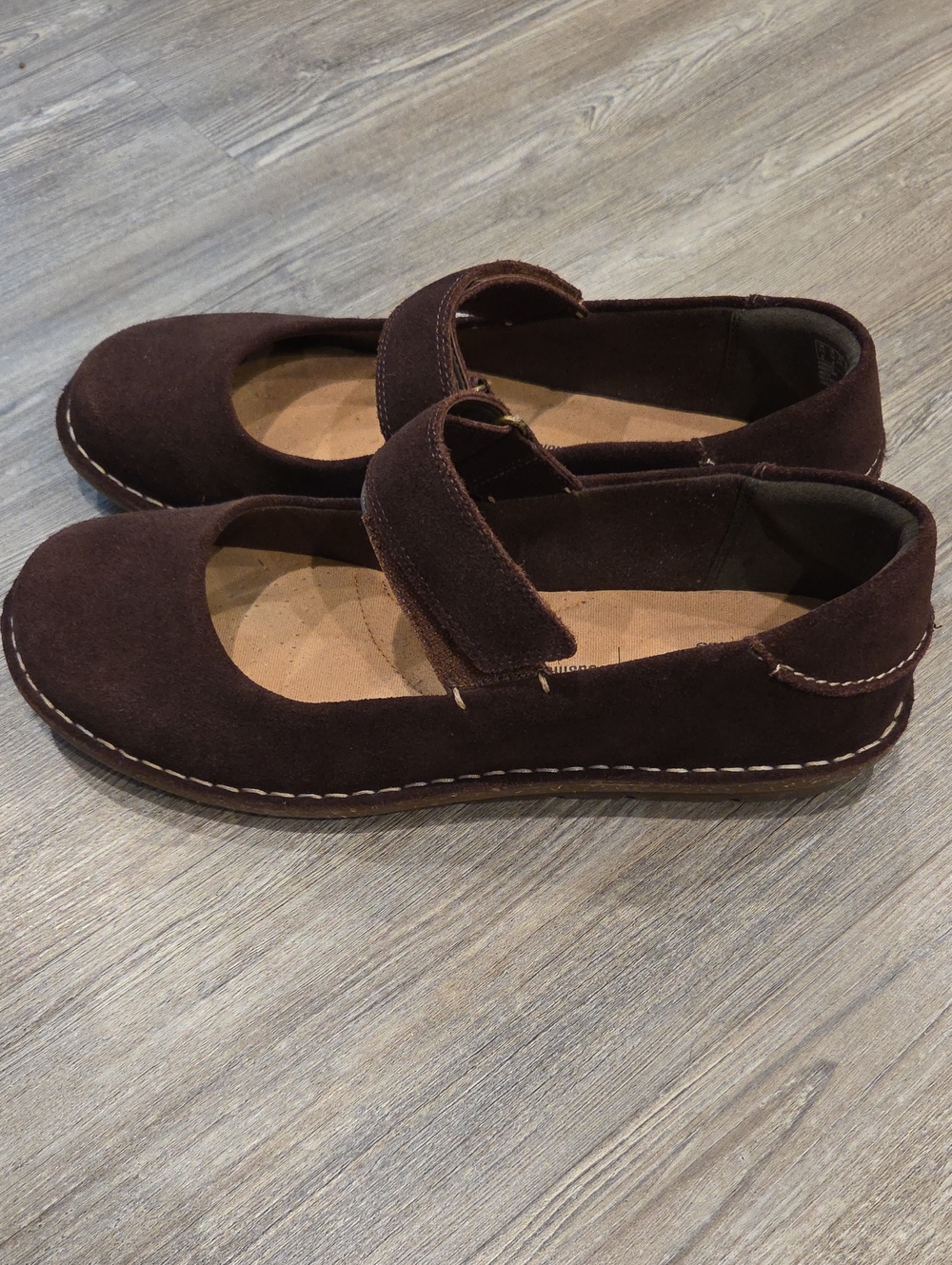 CLARKS TAMITHA ASTER Brown Suede Mary Jane SLIP ONS DRESS SHOES WOMENS SZ 10 M